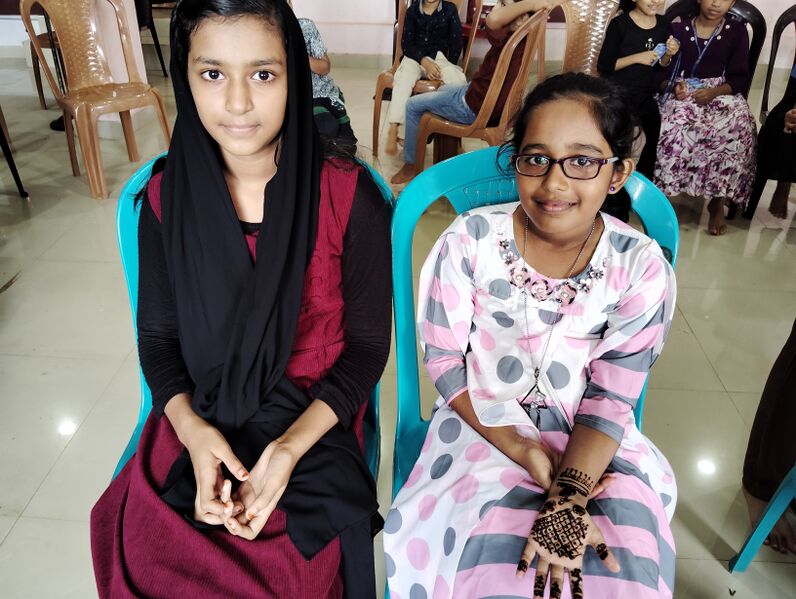 പ്രമാണം:13634-MEHANDI FEST 6.resized.jpg