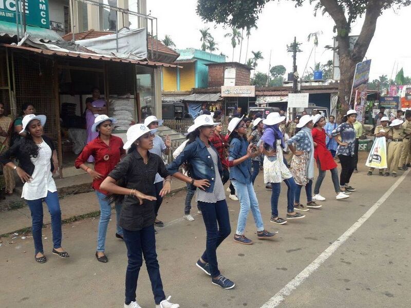 പ്രമാണം:15016 fl11.jpg