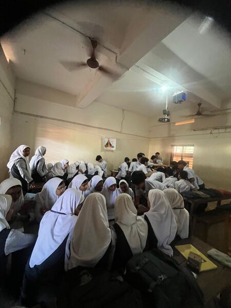 പ്രമാണം:18084 ROBOTICS EMEA.jpg