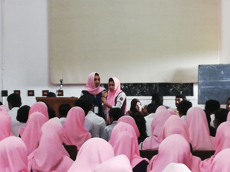 പ്രമാണം:19015-English Club Activity 2.jpeg