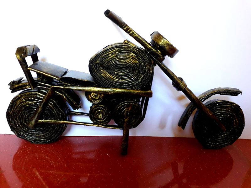 പ്രമാണം:20002 Vw1.jpeg