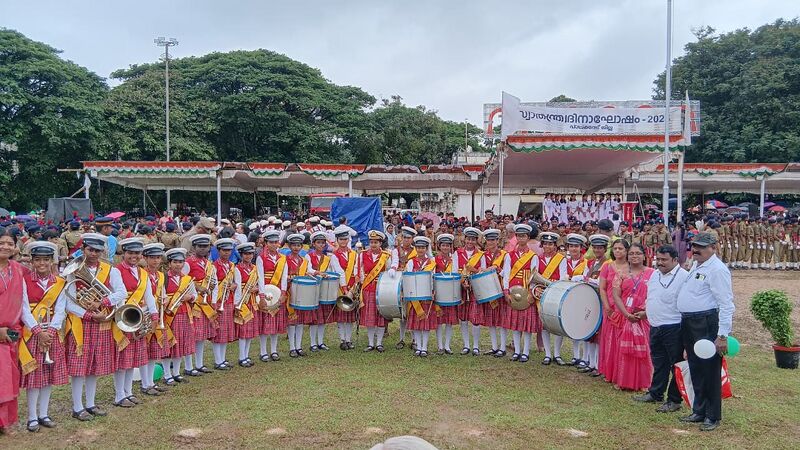പ്രമാണം:21060 khs independence day3.jpg