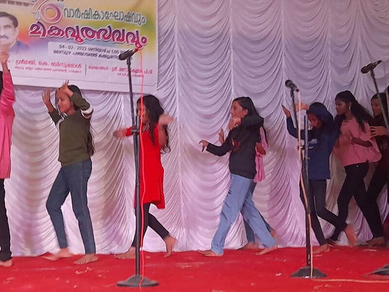 പ്രമാണം:21068 english7.jpeg