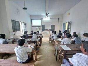 42001- hitech classroom.jpg