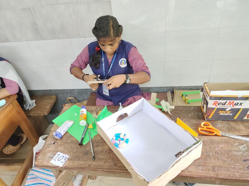 പ്രമാണം:42085 mathsfair24-1.jpg