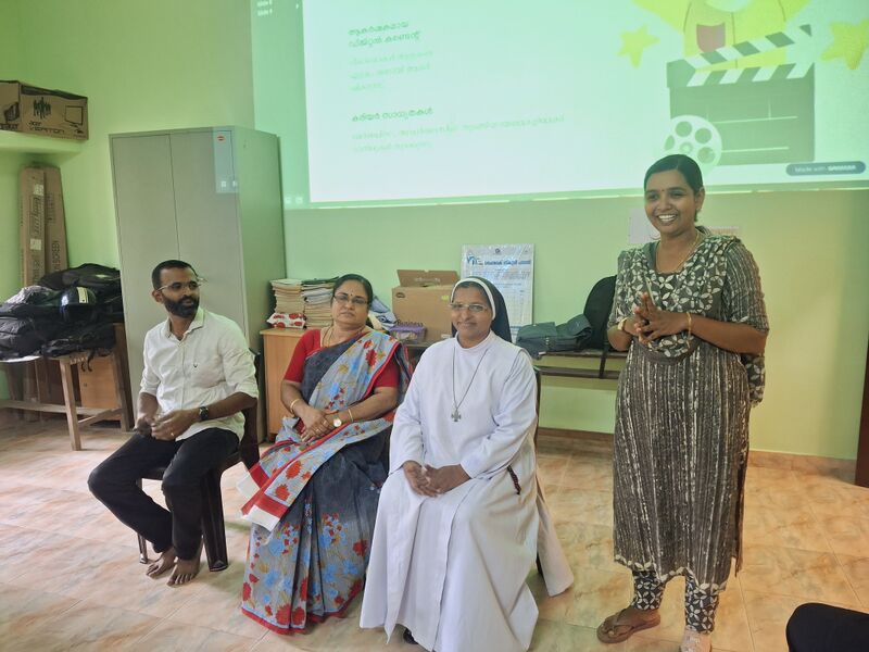 പ്രമാണം:46058 schoolCamp.jpg