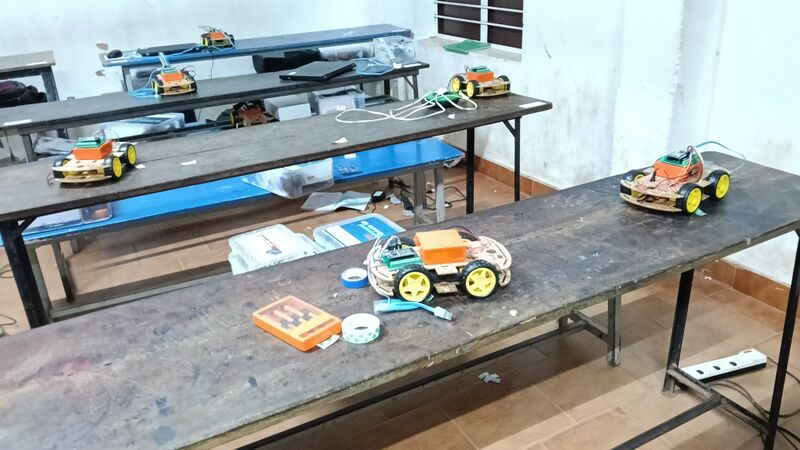 പ്രമാണം:Dt camp 2026 training 2.jpg