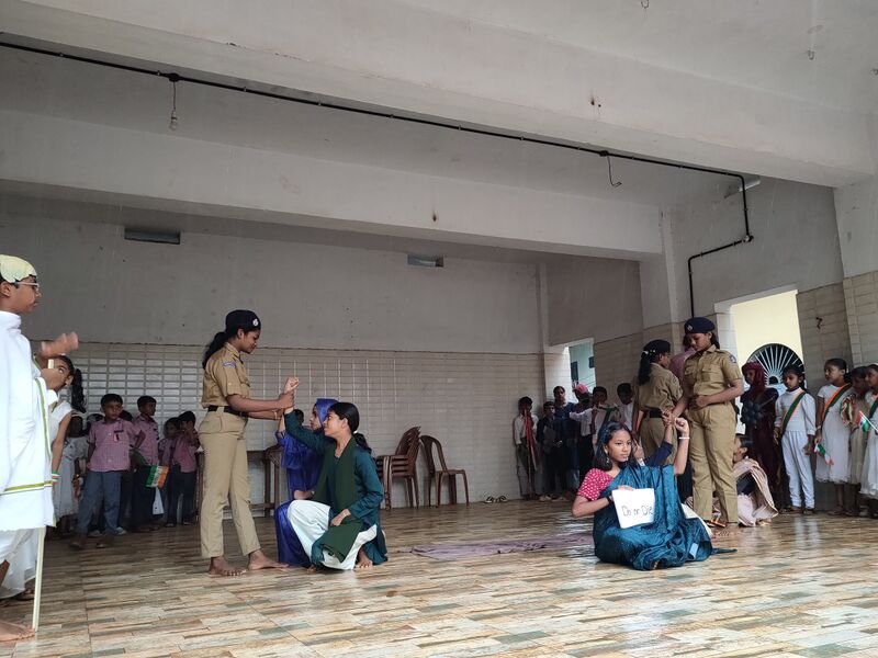 പ്രമാണം:18010 Inde 17.jpg