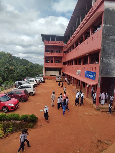 പ്രമാണം:18085 profile photo.jpg