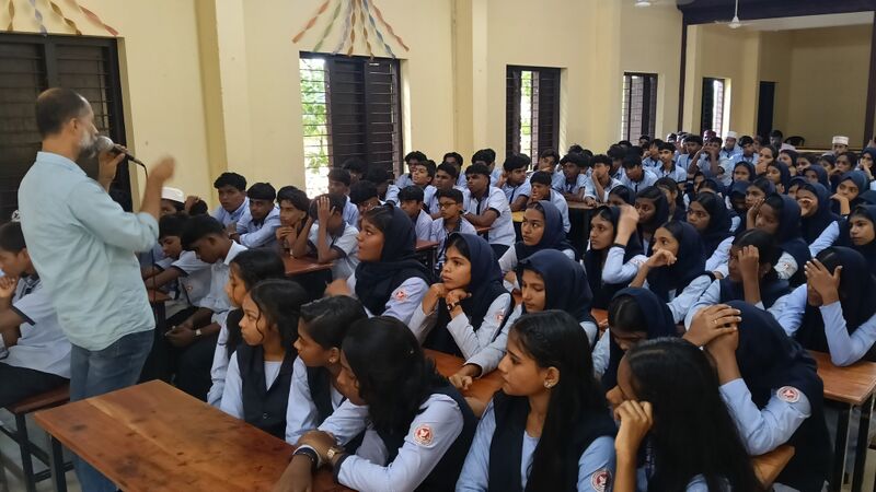 പ്രമാണം:19010 25-26 16.jpg