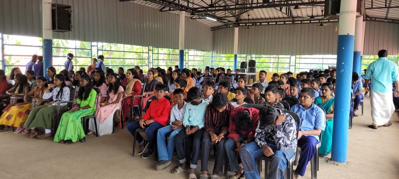 പ്രമാണം:23052-prav 1.jpg