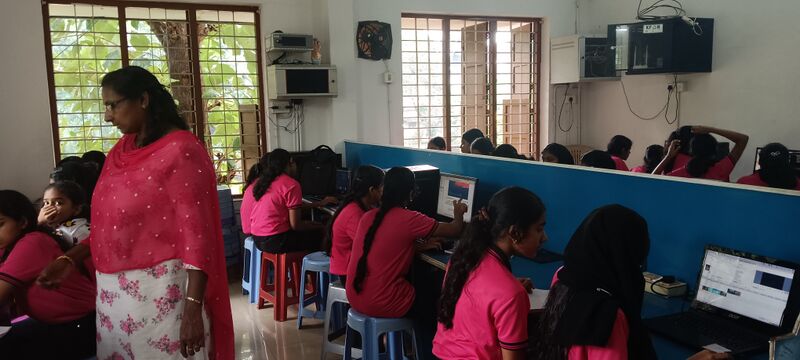 പ്രമാണം:25045 LK camp6.jpeg