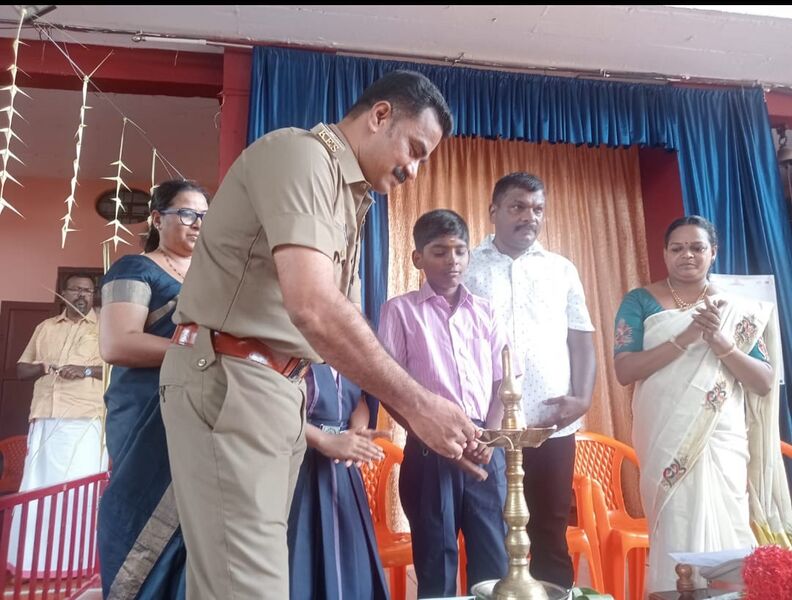 പ്രമാണം:26059 2023 pravesanolsavam2.jpeg