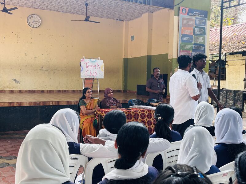 പ്രമാണം:34044-GHSM-TEENS CLUB-SSLCMOTIVATION CLASS2026-4.JPG