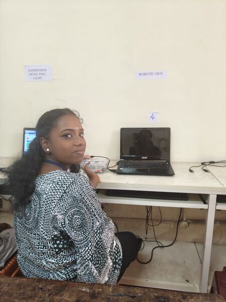 പ്രമാണം:35026 robo79.jpg