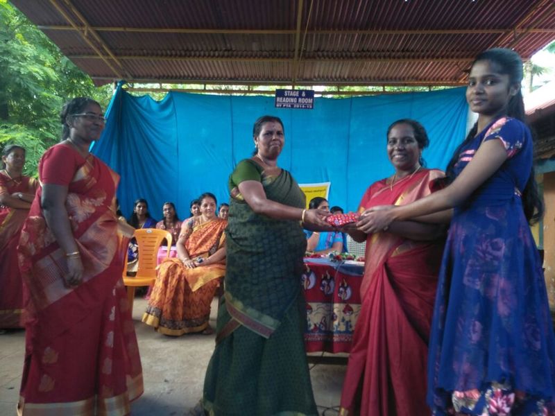 പ്രമാണം:44050 572.jpg