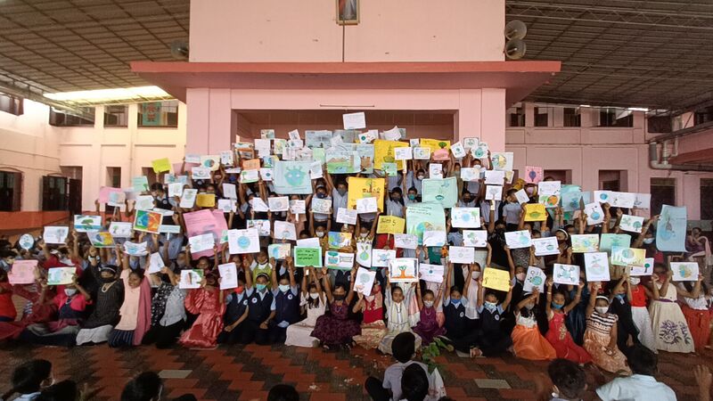 പ്രമാണം:Green day1.jpg