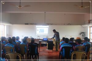 11051 ELETRONICSCLASS.jpg
