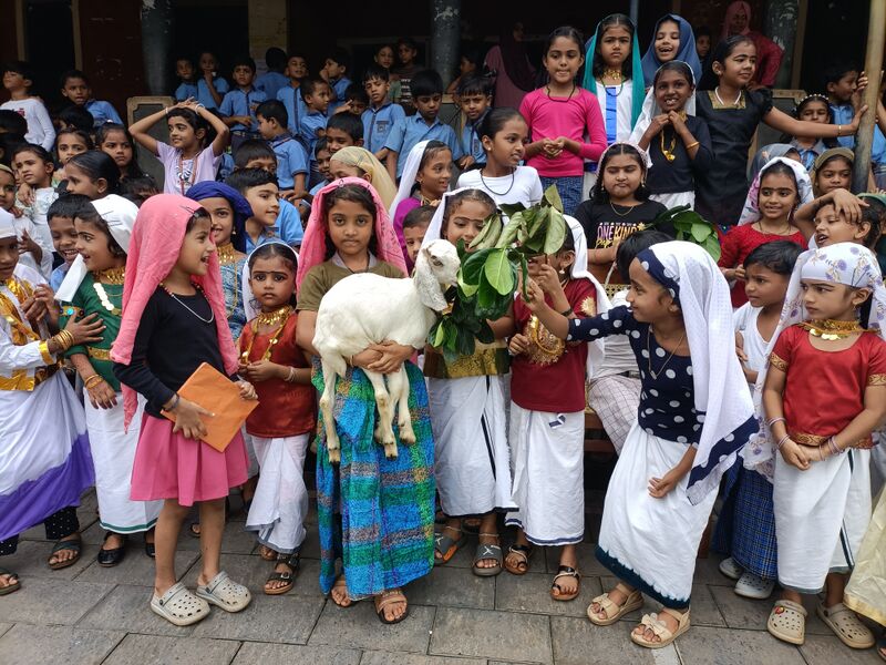 പ്രമാണം:19809 basheerday5.jpg