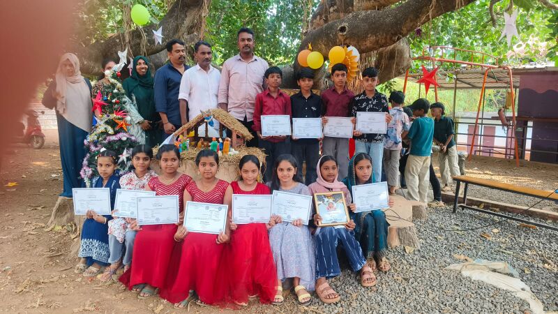 പ്രമാണം:19826 CRISTMAS 6.jpeg