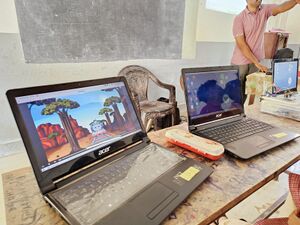 21036Hi- Tech class.jpg