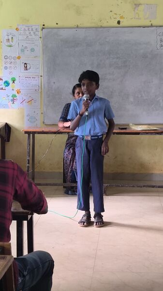 പ്രമാണം:28034 kalolsavam24.jpg