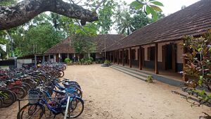 36003 CMSHS SCHOOL BUILDING.jpg