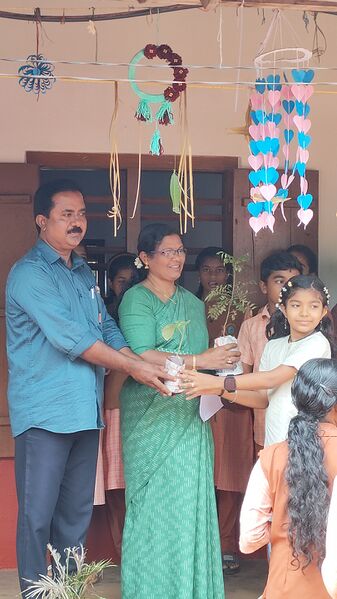 പ്രമാണം:36035 ed3.jpg