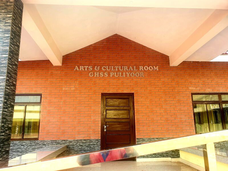 പ്രമാണം:36064 art room.jpeg