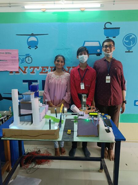 പ്രമാണം:44035 tinkeringlab gallery9.jpg