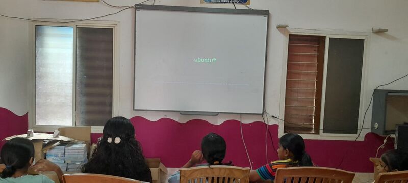 പ്രമാണം:44558 - Projector board.jpg