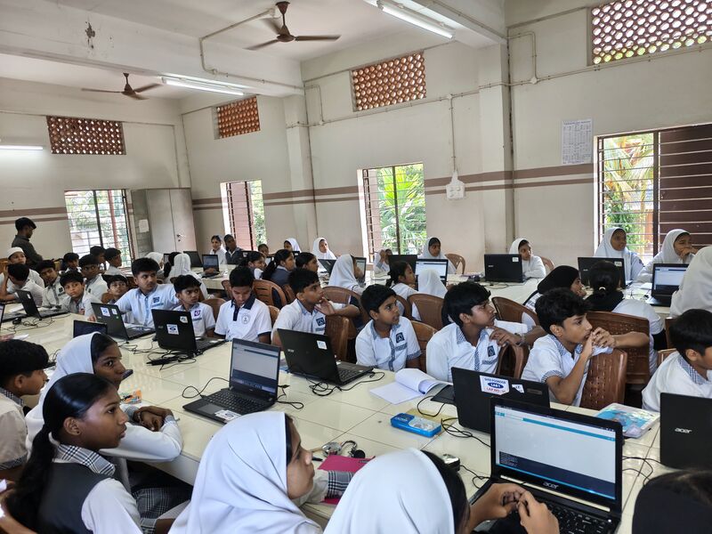 പ്രമാണം:47029 r0botic fest 2025.jpg