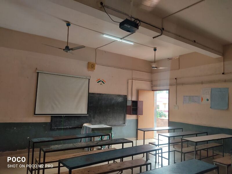 പ്രമാണം:AIHSS PADOOR 24079 2.jpg