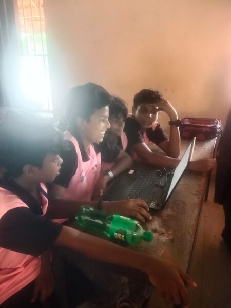 പ്രമാണം:Lkcamp 2025.jpeg