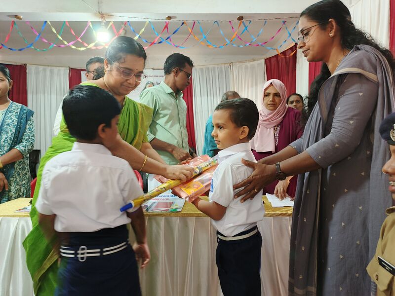 പ്രമാണം:14023-praveshanolsavam 2025.jpg