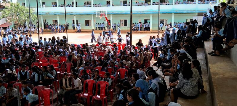 പ്രമാണം:16014 pravesanolsavam2025-26 7.jpg