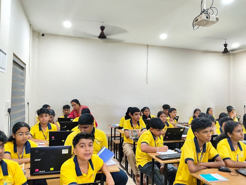 പ്രമാണം:16046 LK Unit camp 2.jpg