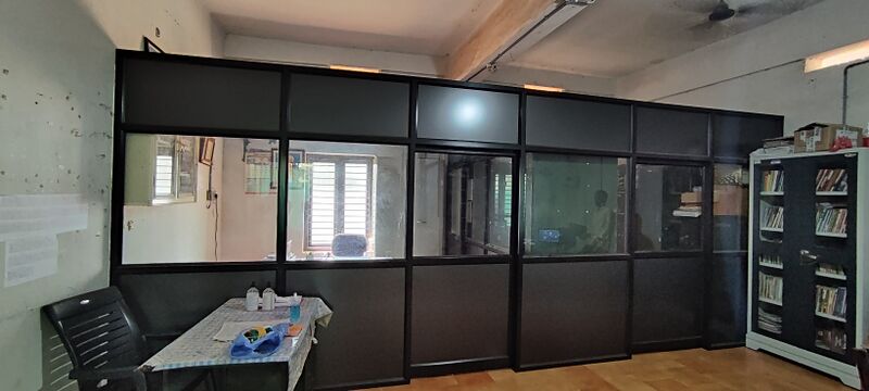 പ്രമാണം:18586-STAFF ROOM.jpg