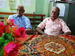 20002 0ldeachers10.jpeg