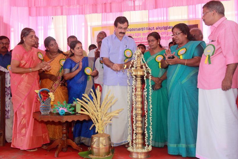 പ്രമാണം:22024 IMG 9858.JPG