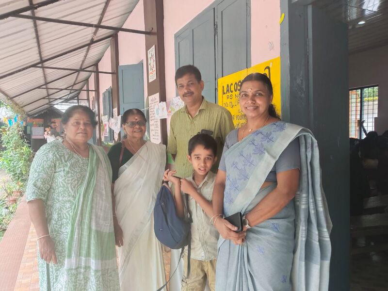 പ്രമാണം:29228 o7.jpg