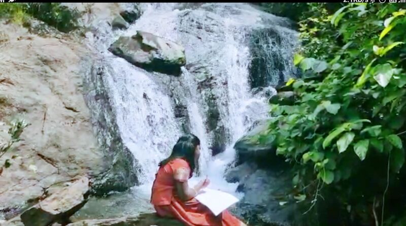 പ്രമാണം:29312 vidyarangam3.jpg