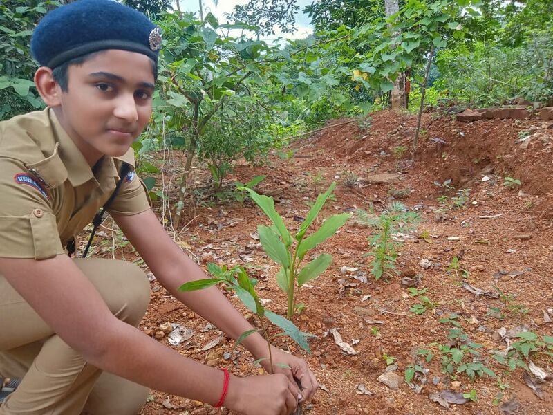 പ്രമാണം:32025 jeeva.jpg