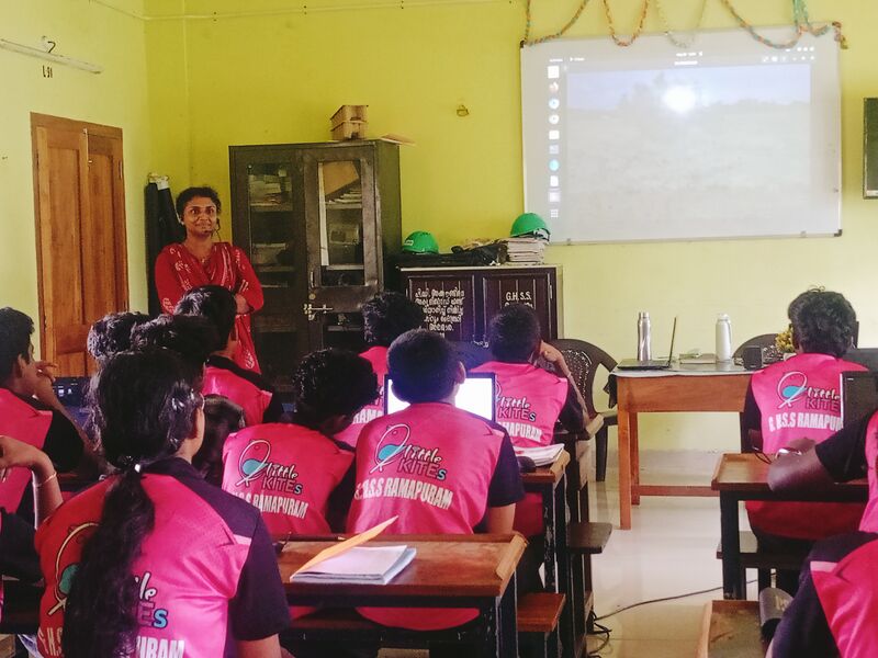 പ്രമാണം:36065 lkcamp266.jpg