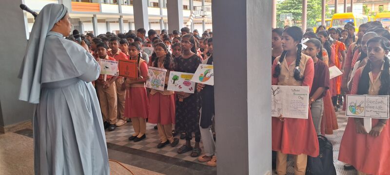 പ്രമാണം:44046 environ25a.jpg