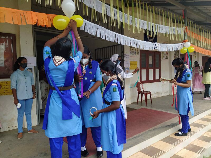 പ്രമാണം:BS21 EKM 25091 2.jpg