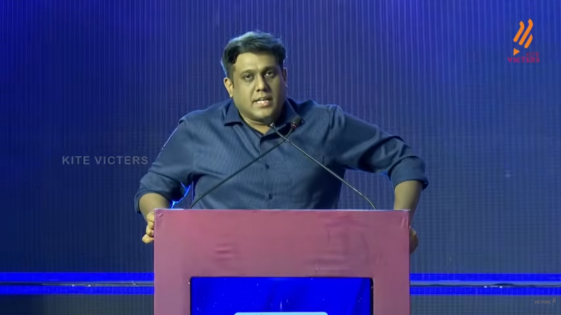 പ്രമാണം:Hvseason4-0-finale-nsk umesh DGE.png