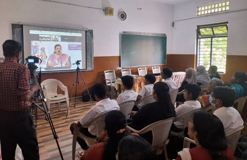 പ്രമാണം:13007-KNR-LKCS22-1 - maya knr.jpg