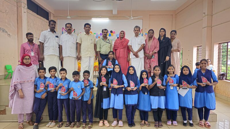 പ്രമാണം:19862 elep4.jpg