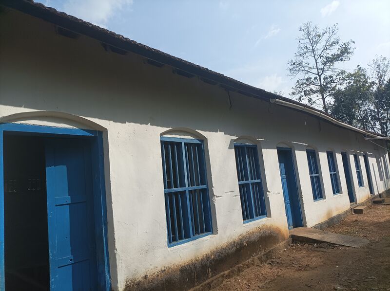 പ്രമാണം:31267 school.jpg